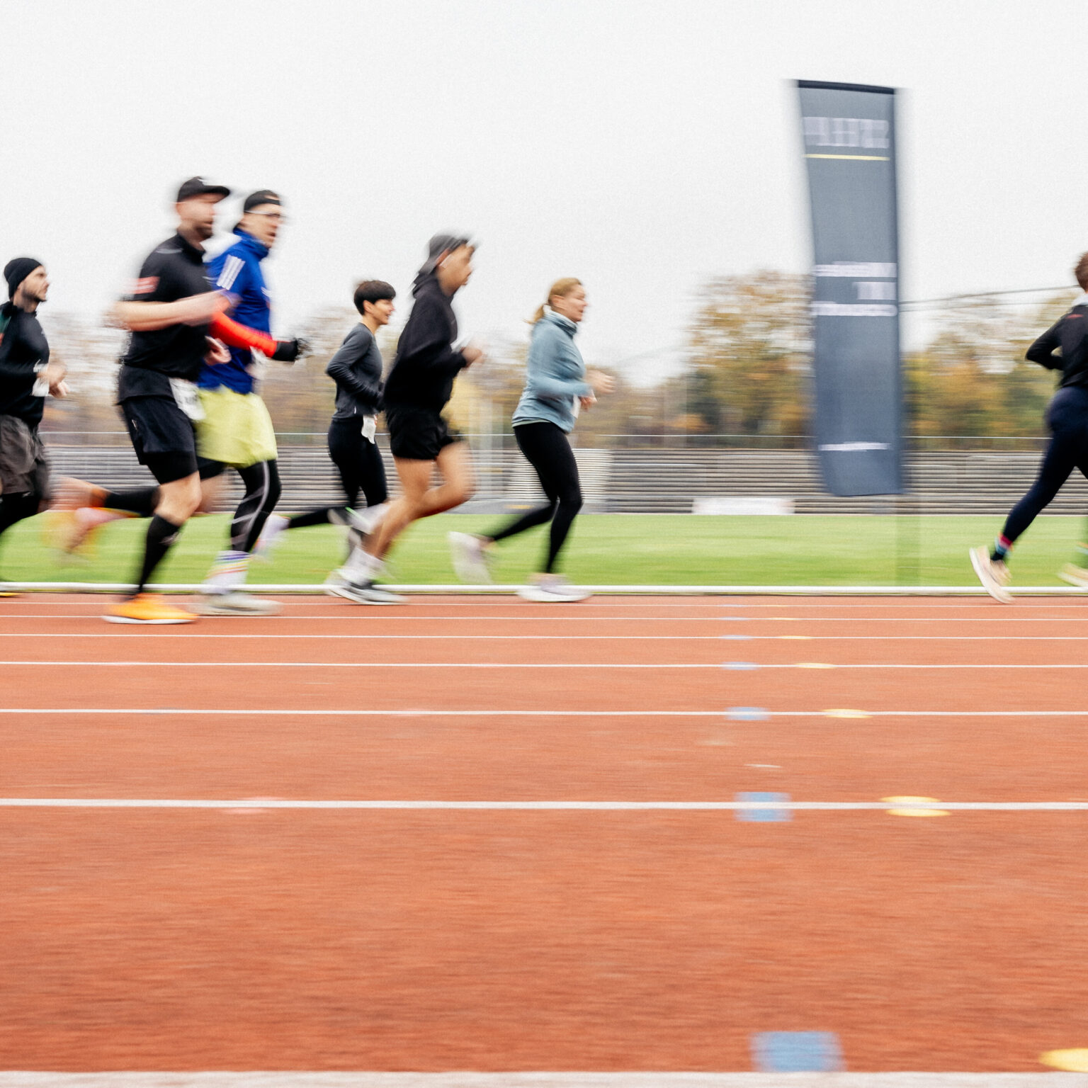 Läufer:innen beim STELP Spendenlauf byCTP 2024.